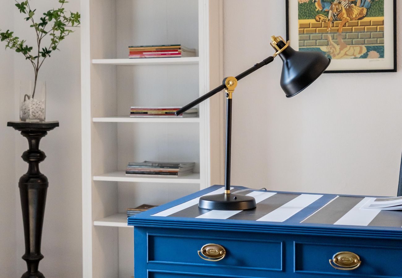 Apartment in Madrid - Luxury apartment Madrid center ATO35