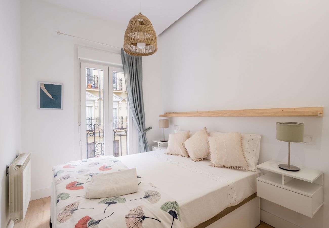 Apartment in Madrid - Cuatro Caminos Mercado Maravillas GRL3