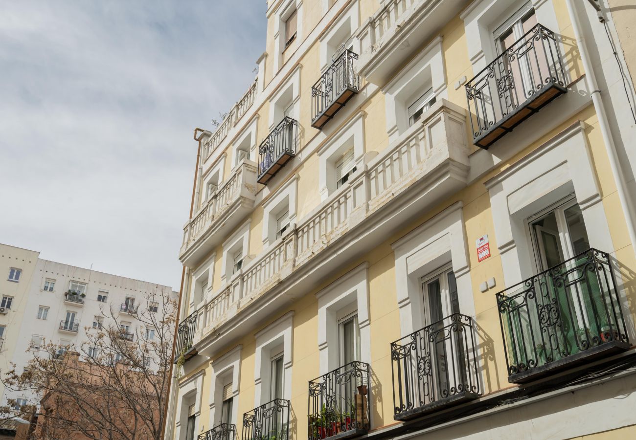 Apartment in Madrid - Cuatro Caminos Mercado Maravillas GRL3