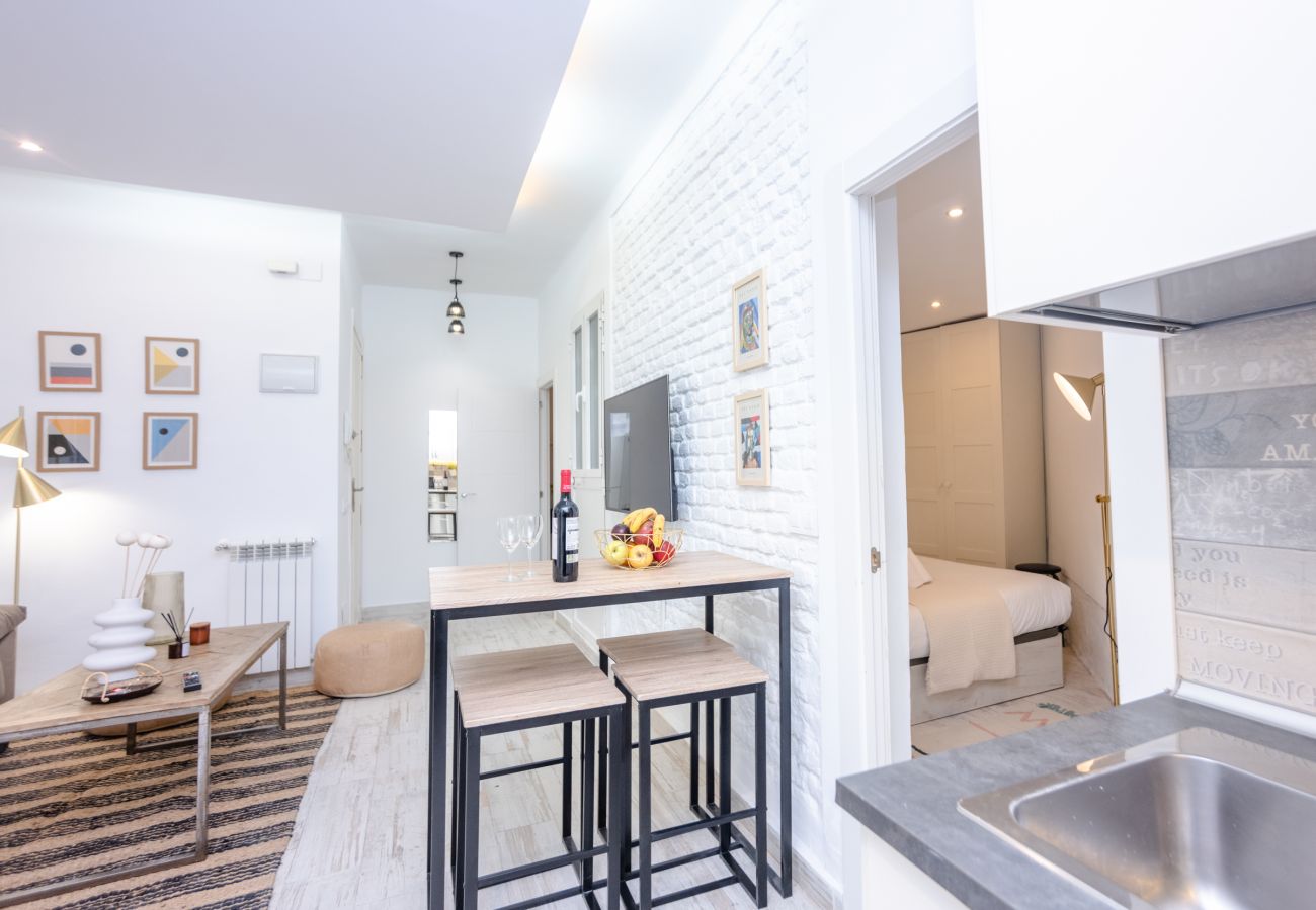 Apartment in Madrid - Moderno y elegante ap. Barrio Ibiza MEN30