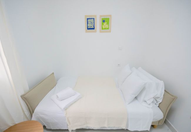 Studio in Madrid - M (MLUBº1) TETUAN "EL CENTRO" Studio in Madrid - M (MLUBº1) TETUAN "EL CENTRO"