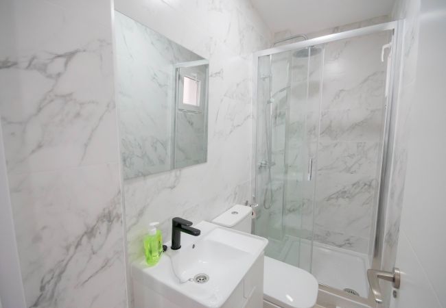 Studio in Madrid - M (MLUBº2) TETUAN "EL RETIRO" Studio in Madrid - M (MLUBº2) TETUAN "EL RETIRO"