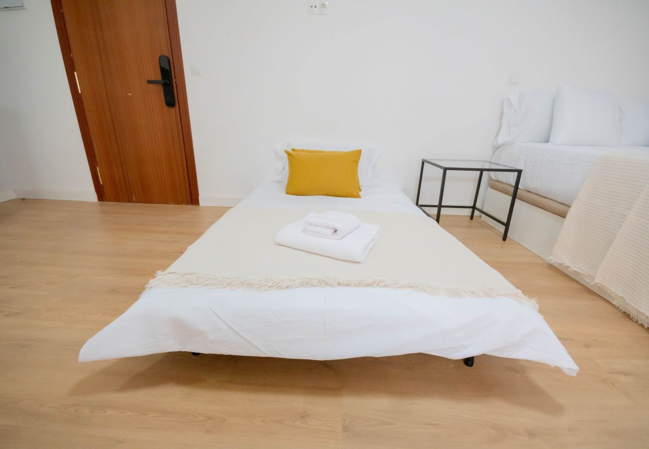 Studio in Madrid - TETUAN - 