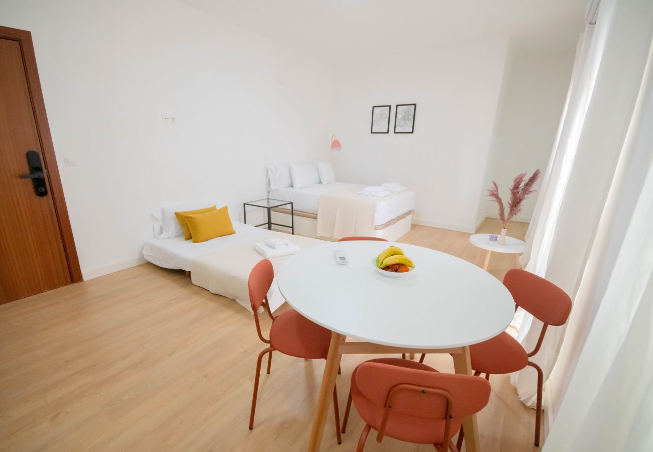 Studio in Madrid - TETUAN - 