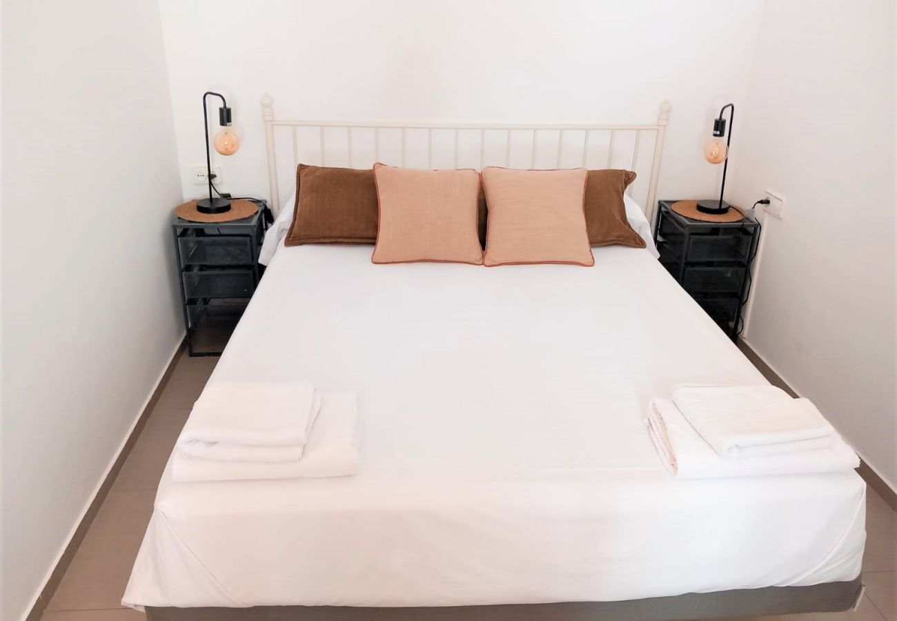 Apartment in Barcelona - Private terrace, one bedroom, TURO PARK