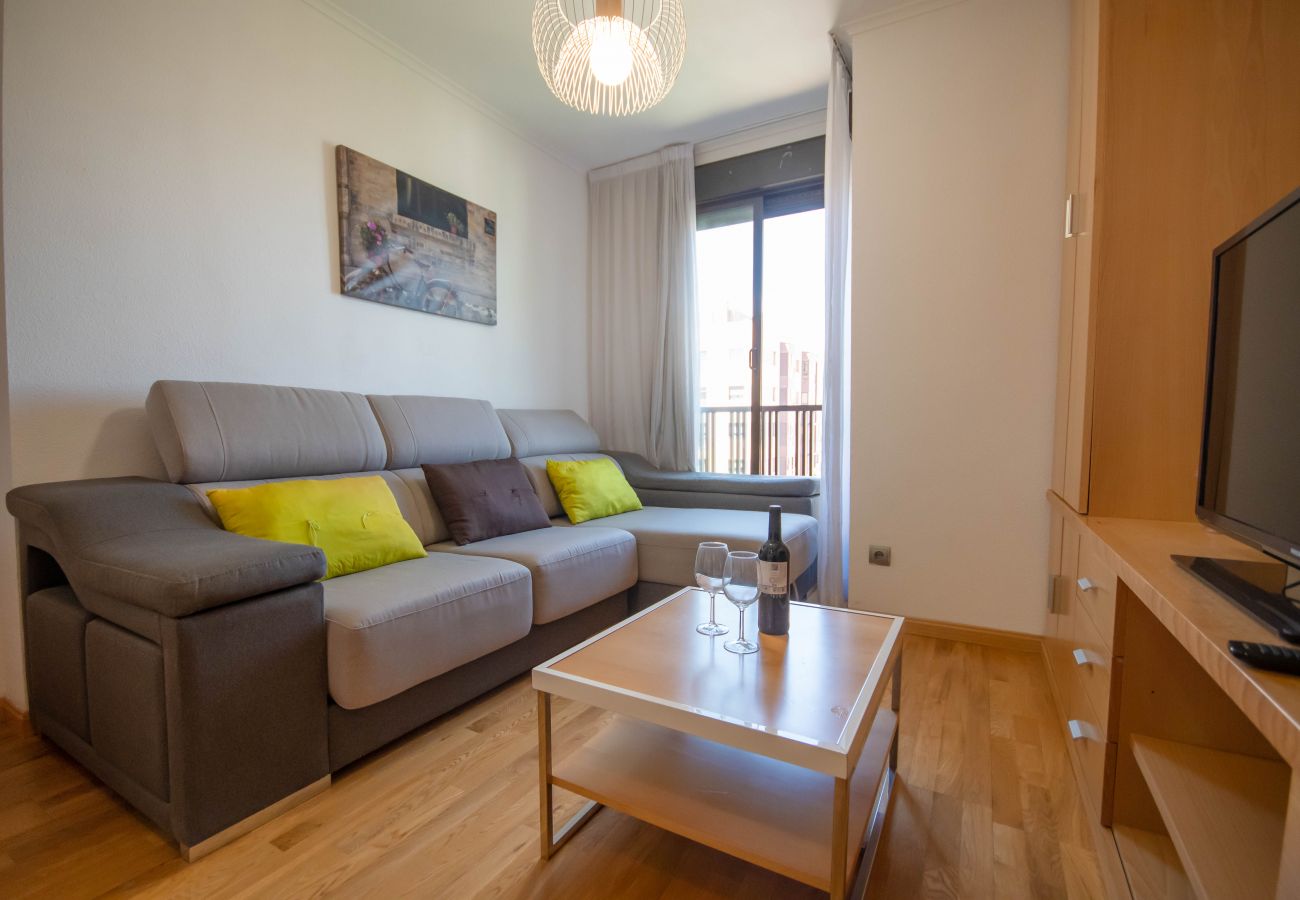 Apartment in Madrid - Comfortable and quiet apartment Airport CMP9