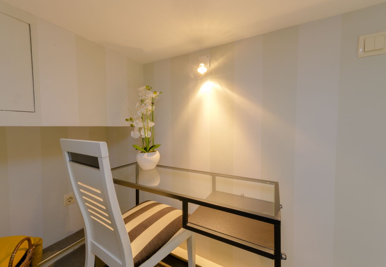 Studio in Madrid - Elegante y cómodo ap. Valdezarza 