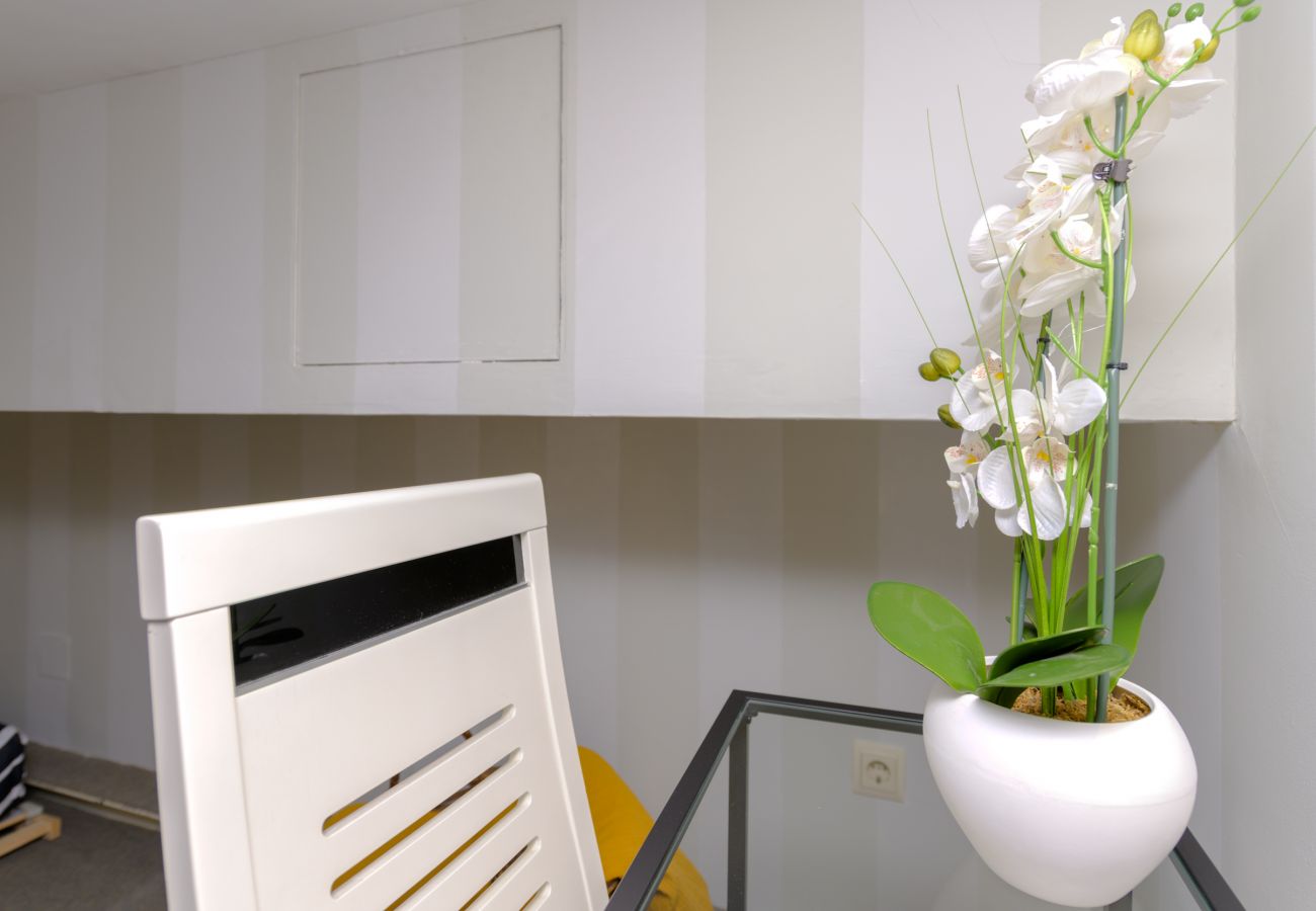 Studio in Madrid - Elegante y cómodo ap. Valdezarza 