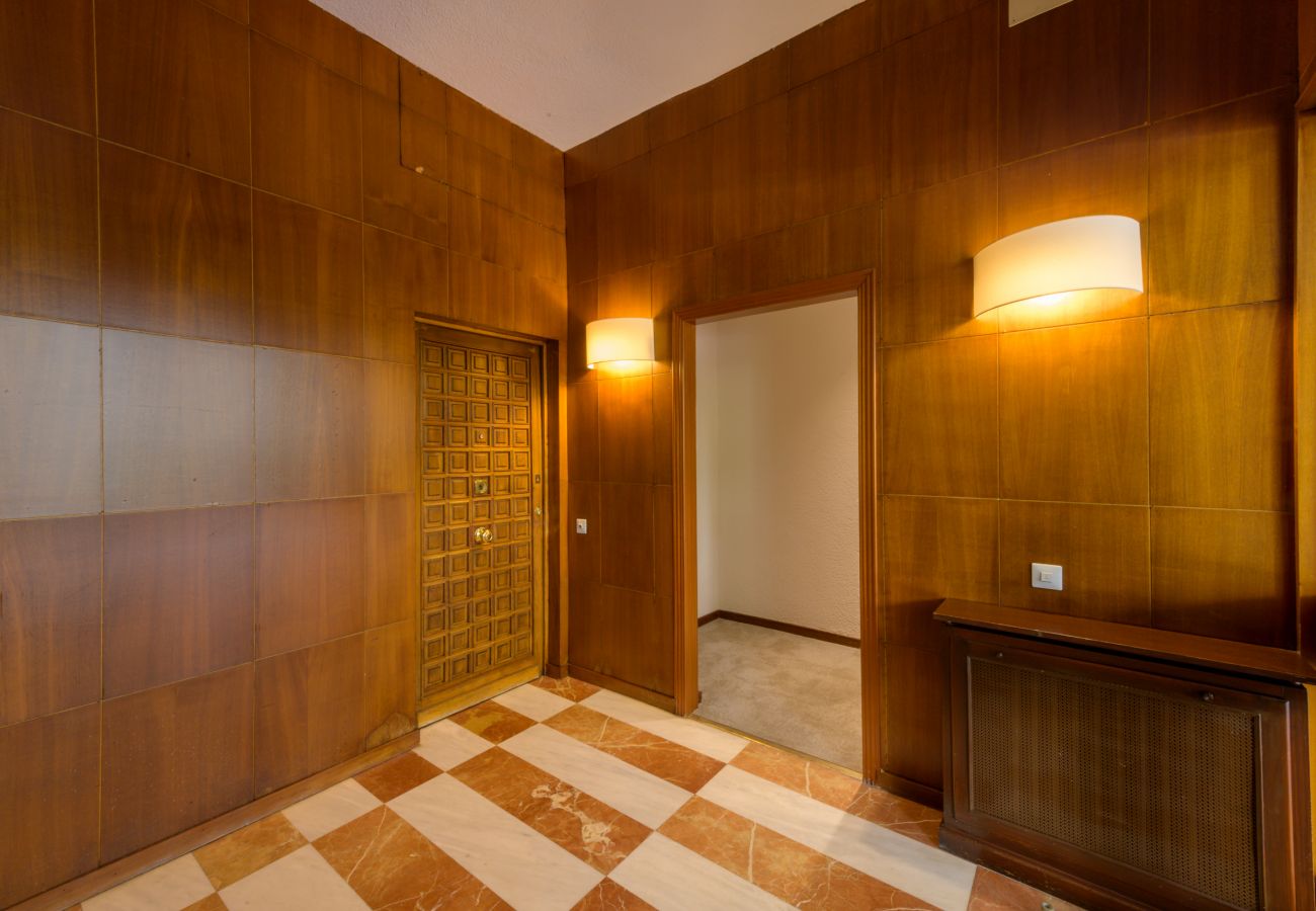 Studio in Madrid - Elegante y cómodo ap. Valdezarza 