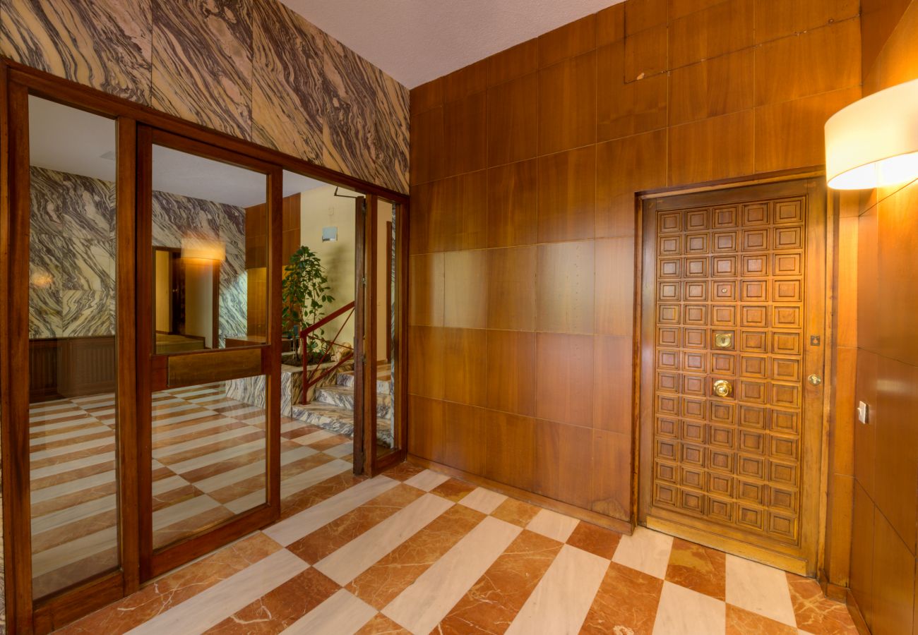 Studio in Madrid - Elegante y cómodo ap. Valdezarza 