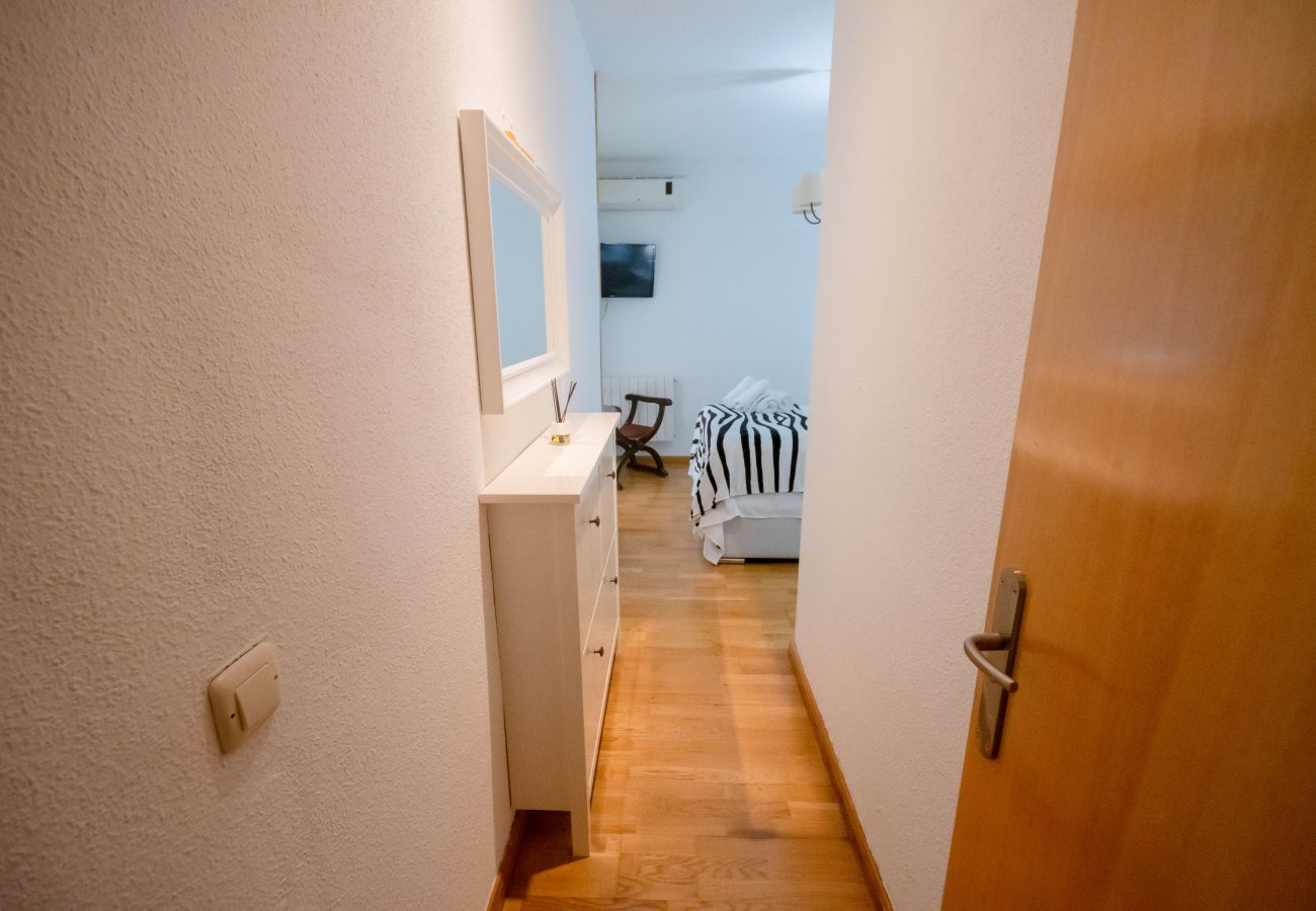 Apartment in Madrid - Bonito y acogedor apartamento Isla Azul ATA5D