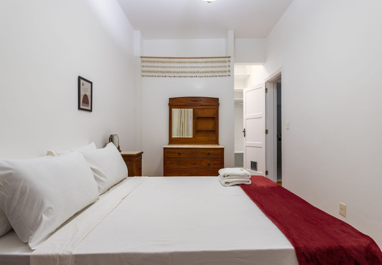 Apartment in Rio de Janeiro - Gracious in Leblon | 2 bedrooms | AP102 Z1