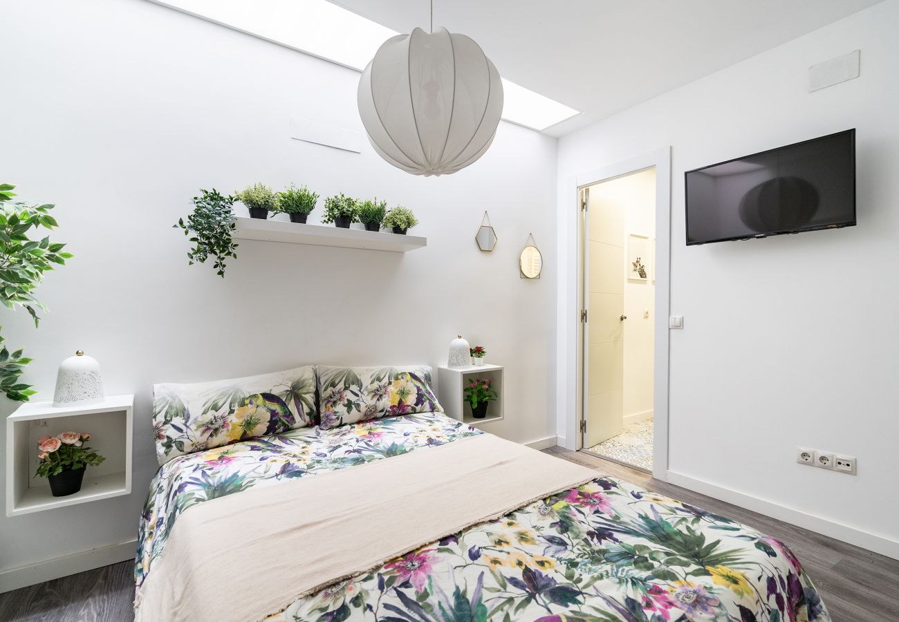 Apartment in Madrid - Original and charming apartment near the Pradolongo park- Madrid M (GOA3)