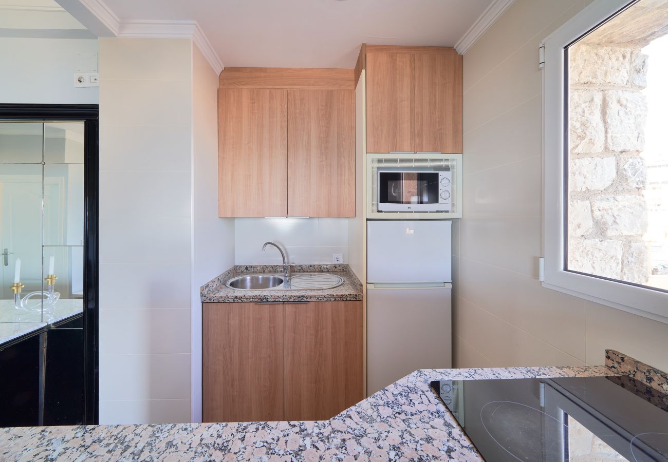 Apartment in Torremolinos - Apartamento Playa Los Álamos - Bajondillo, free parking