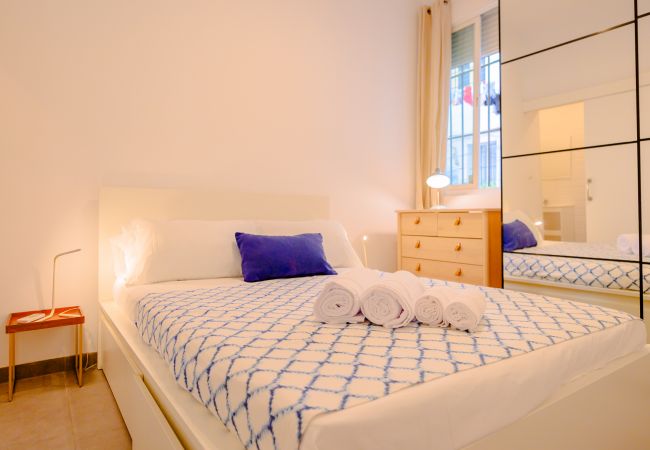 Apartment in Madrid - M (RLT10) Encantadora vivienda de dos dormitorios Apartment in Madrid - M (RLT10) Encantadora vivienda de dos dormitorios