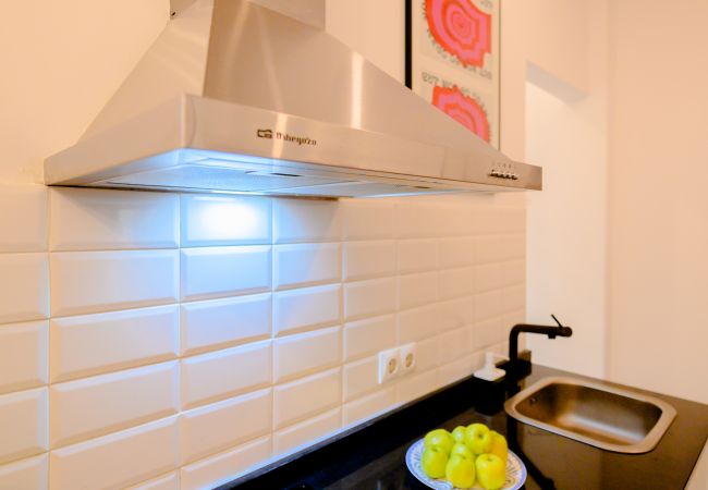 Apartment in Madrid - M (RLT10) Encantadora vivienda de dos dormitorios Apartment in Madrid - M (RLT10) Encantadora vivienda de dos dormitorios