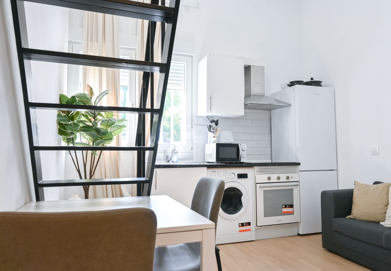 Studio in Madrid - Studio Apartment near the Bullring in Ventas