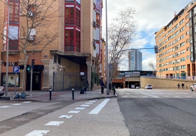 Apartment in Madrid - M (COM 5) LOVELY APARTMENT CLOSE TO ATOCHA RAIL ESTATION