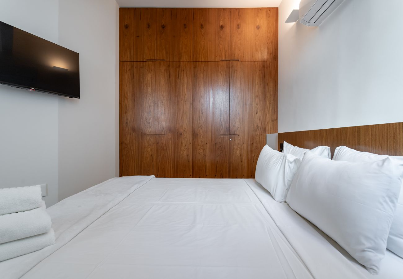 Apartment in Rio de Janeiro - Wonderful in Copacabana | 2 bedrooms | NSC501B Z3