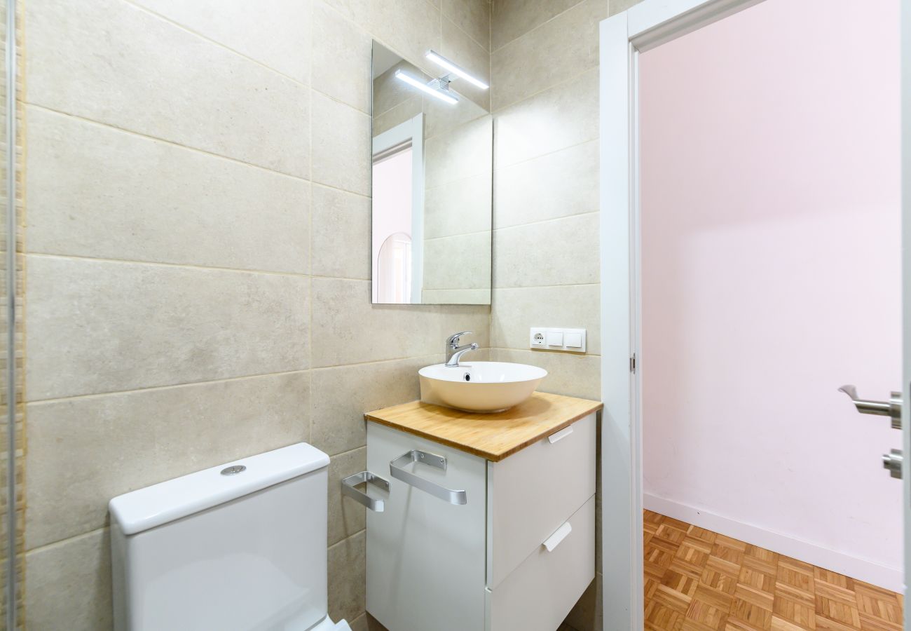 Apartment in Madrid - M (AZA14) Amplio y elegante apartamento en Prosper