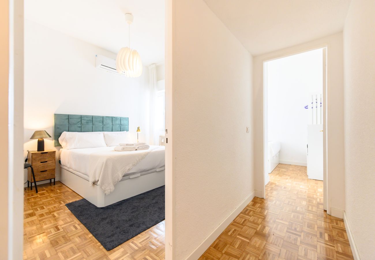 Apartment in Madrid - M (AZA14) Amplio y elegante apartamento en Prosper