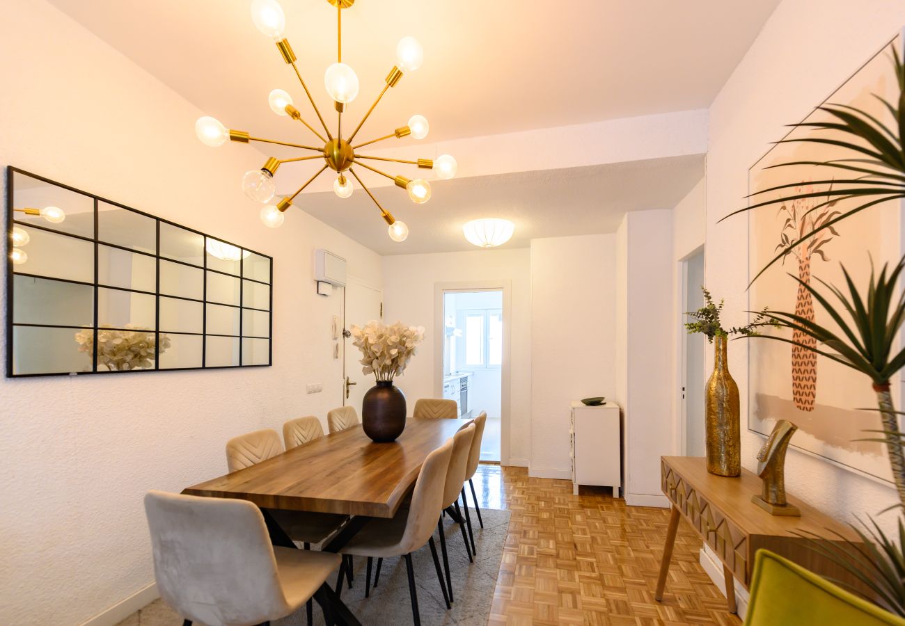 Apartment in Madrid - M (AZA14) Amplio y elegante apartamento en Prosper