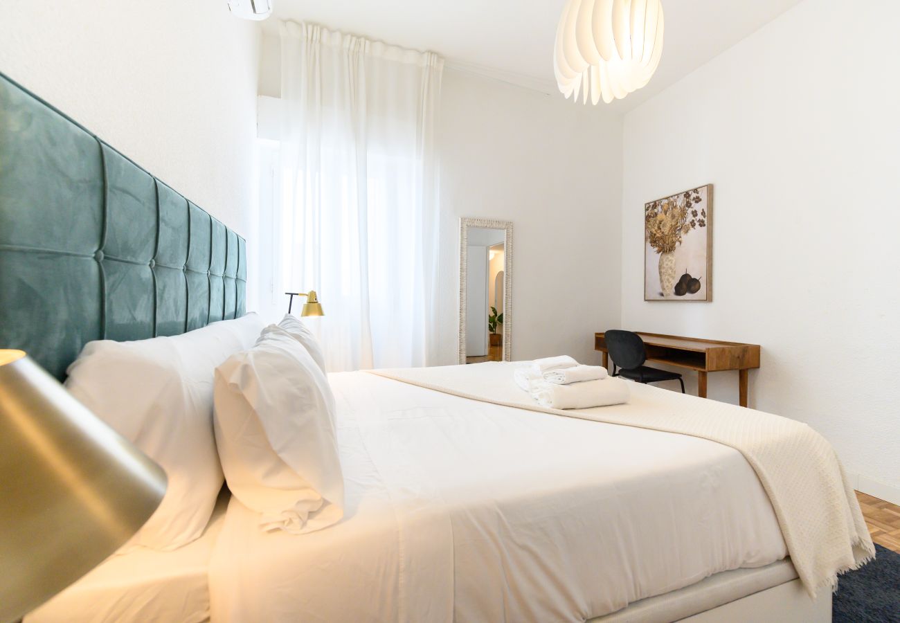 Apartment in Madrid - M (AZA14) Amplio y elegante apartamento en Prosper