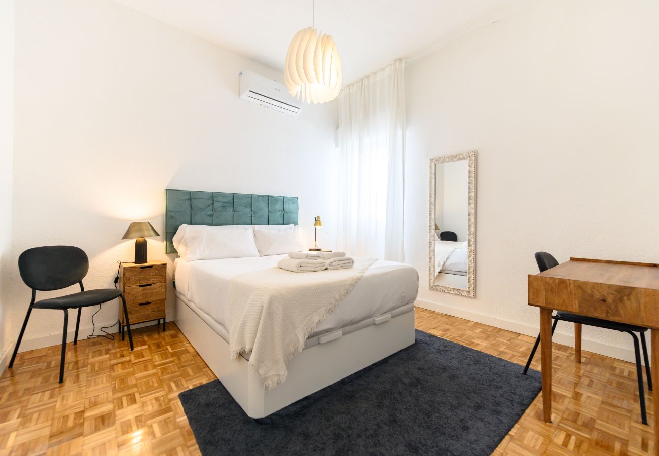 Apartment in Madrid - M (AZA14) Amplio y elegante apartamento en Prosper