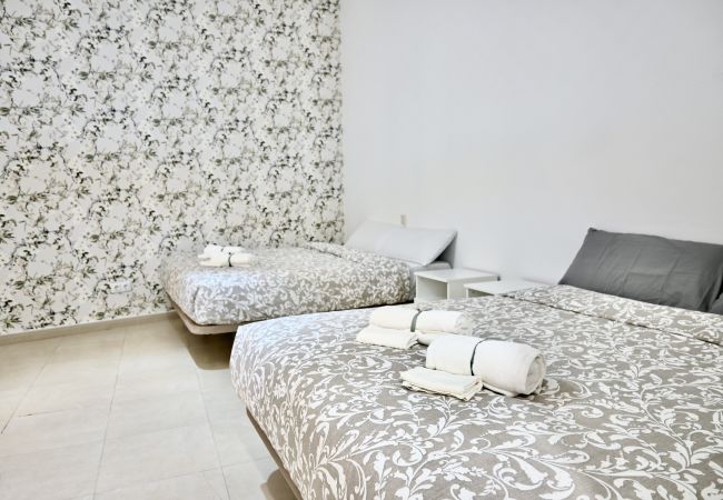 Apartment in Madrid - M (DIN131A) Céntrico apartamento en la Calle Infan Apartment in Madrid - M (DIN131A) Céntrico apartamento en la Calle Infan