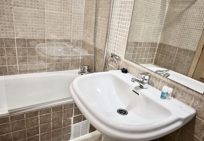 Apartment in Madrid - M (DIN131A) Céntrico apartamento en la Calle Infan Apartment in Madrid - M (DIN131A) Céntrico apartamento en la Calle Infan