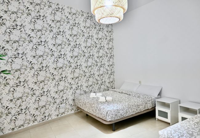 Apartment in Madrid - M (DIN131A) Céntrico apartamento en la Calle Infan Apartment in Madrid - M (DIN131A) Céntrico apartamento en la Calle Infan