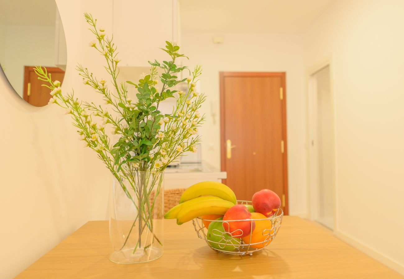 Studio in Madrid - Cozy Studio Apartment near the Bullring in Ventas