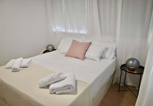 Apartment in Madrid - ALE141B