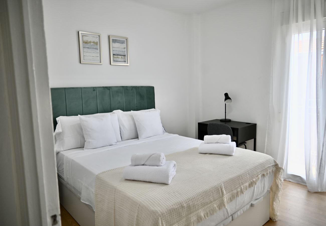 Apartment in Madrid - Cozy and comfortable apartment in Entrevías