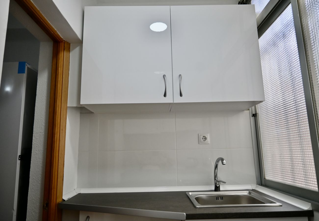 Apartment in Madrid - Amplio y Cómodo apartamento en Entrevías