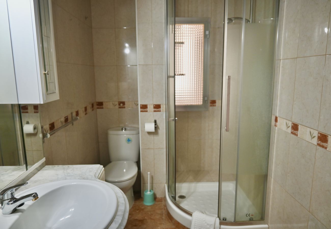 Apartment in Madrid - Amplio y Cómodo apartamento en Entrevías
