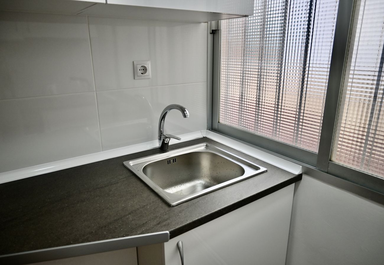 Apartment in Madrid - Amplio y Cómodo apartamento en Entrevías
