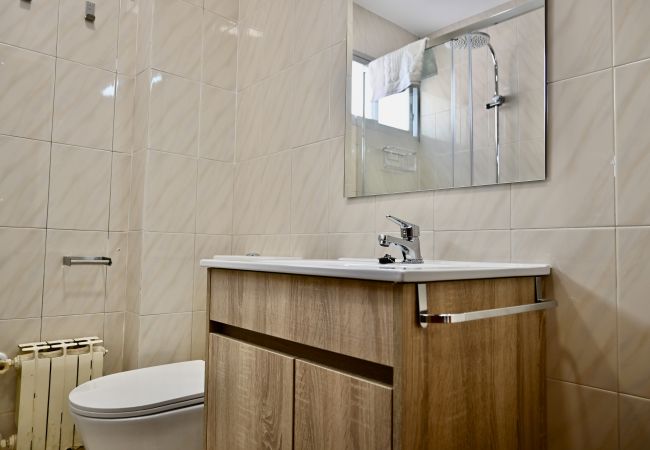 Apartment in Madrid - Vivienda de cuatro dormitorios en Arganzuela