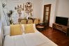 Apartment in Madrid - M (AMA1026) Vivienda de cuatro dormitorios en Arga Apartment in Madrid - M (AMA1026) Vivienda de cuatro dormitorios en Arga