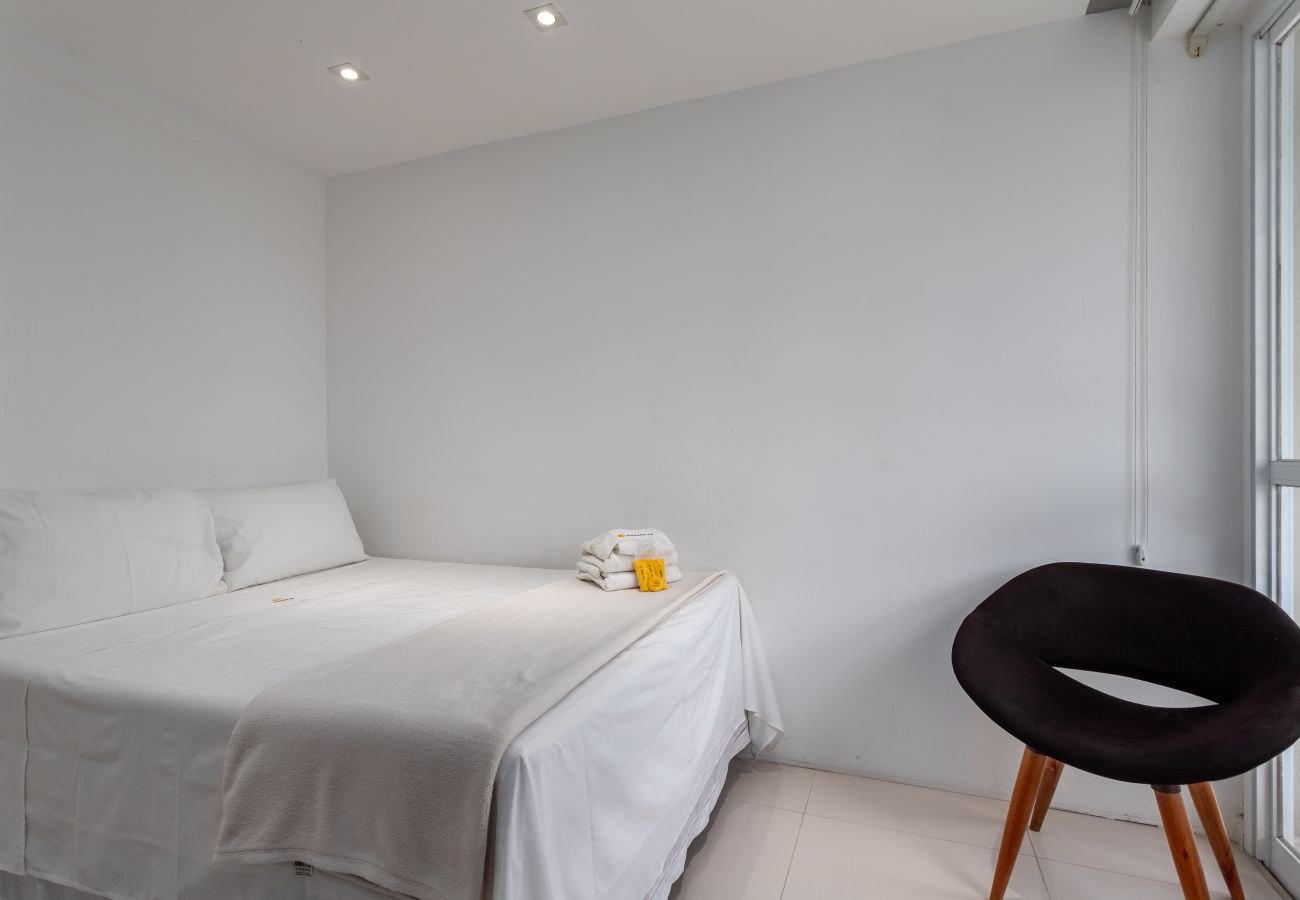 Apartment in Rio de Janeiro - PP102 (Barra)