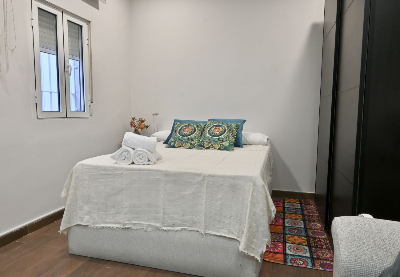 Studio in Madrid - M (SFL5)  HERMOSO APARTAMENTO TIPO ESTUDIO EN MADR