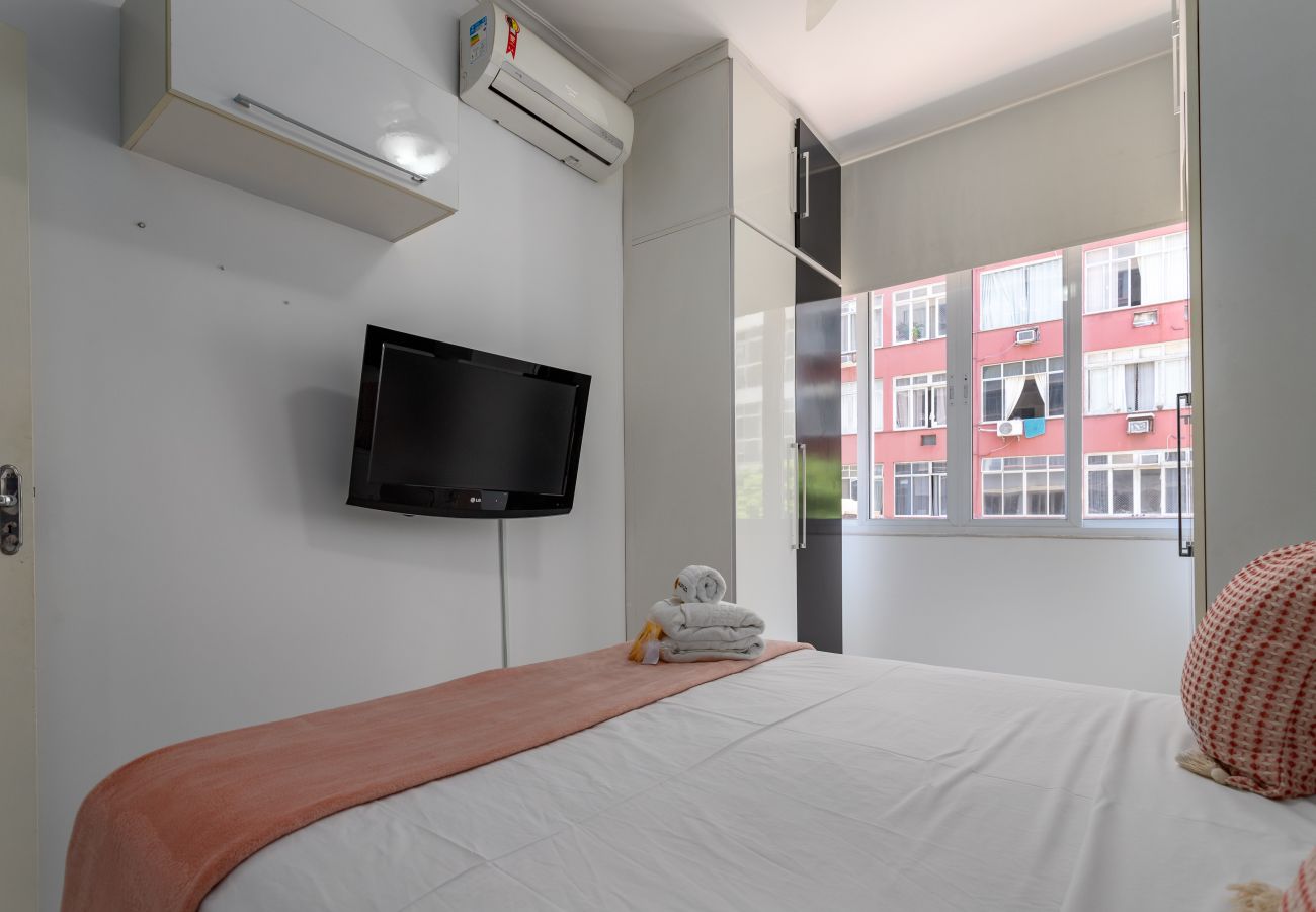 Apartment in Rio de Janeiro - Perfect in Copacabana | Comfortable room| BR401 Z4