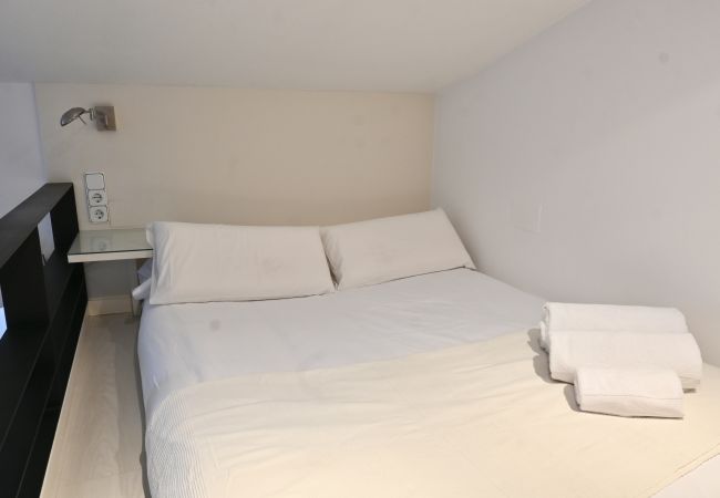 Apartment in Madrid - M (MYR13) Apartamento con encanto a pocos metros d Apartment in Madrid - M (MYR13) Apartamento con encanto a pocos metros d