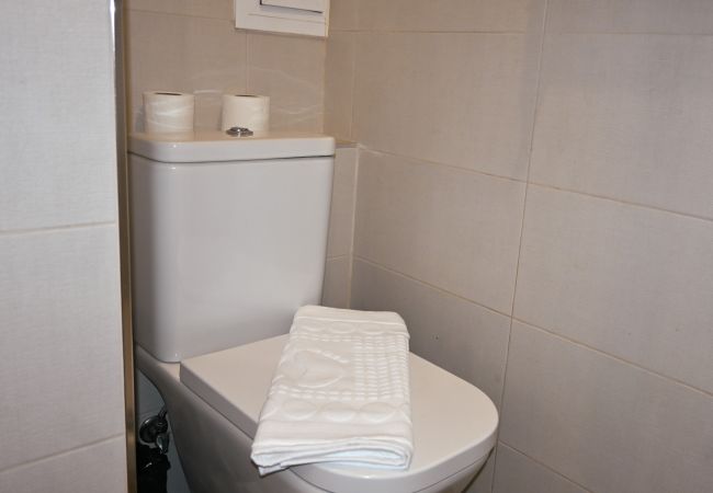 Apartment in Madrid - M (PAL41) Amplia vivienda de tres dormitorios en L Apartment in Madrid - M (PAL41) Amplia vivienda de tres dormitorios en L