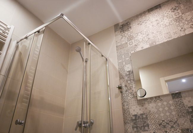 Apartment in Madrid - M (PAL41) Amplia vivienda de tres dormitorios en L Apartment in Madrid - M (PAL41) Amplia vivienda de tres dormitorios en L