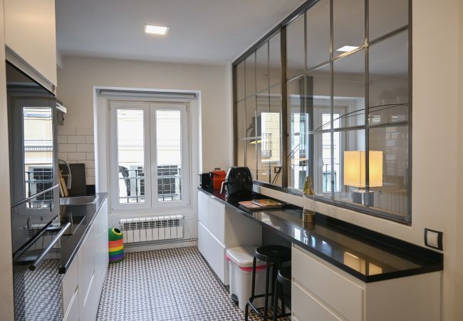 Apartment in Madrid - M (PEZ11)