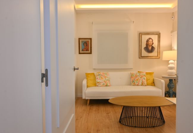 Apartment in Madrid - M (COE35) Bernabeu Stadium