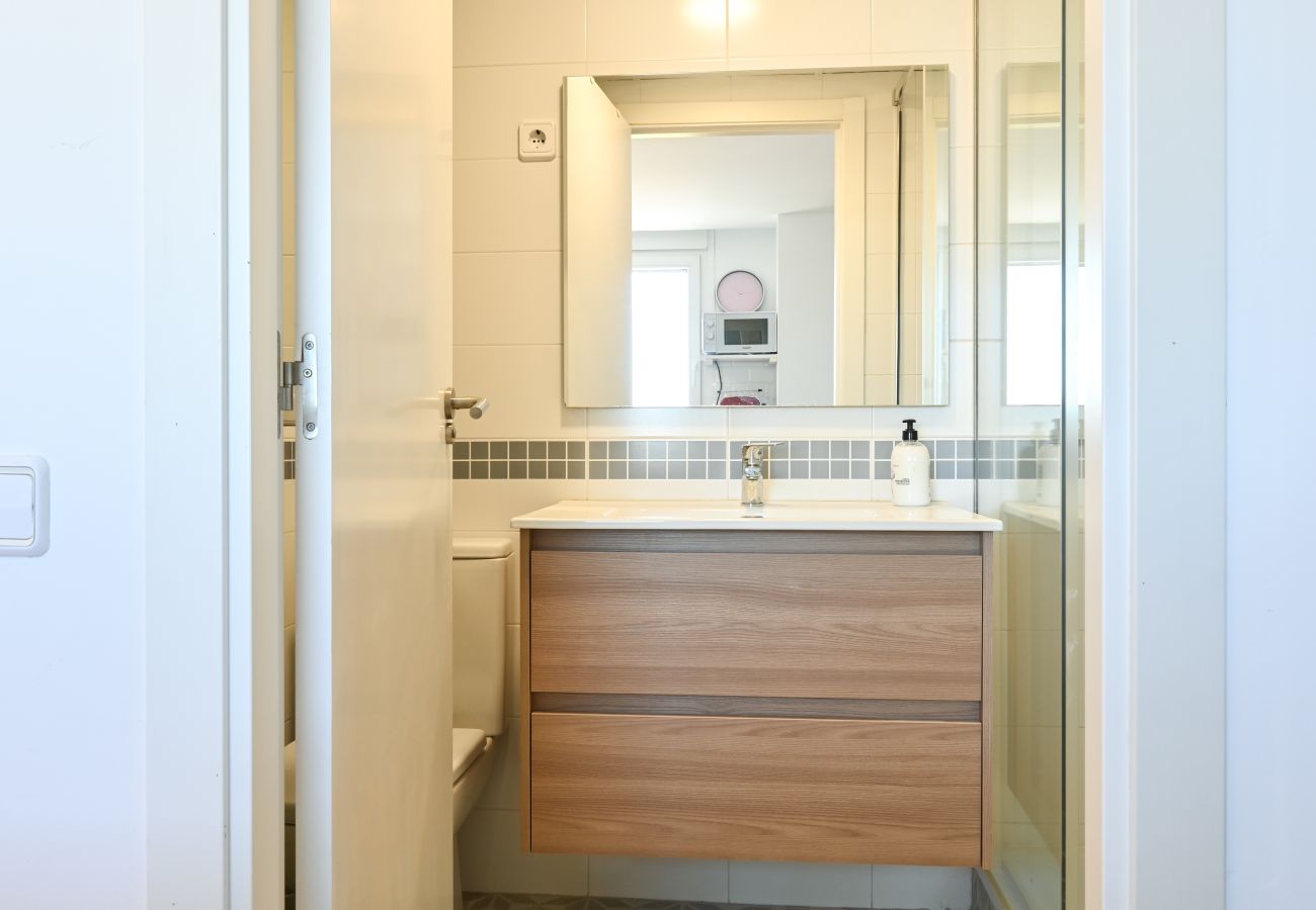 Apartment in Madrid - M (SFN21) Vivienda en Madrid con Comodidad, Funcio