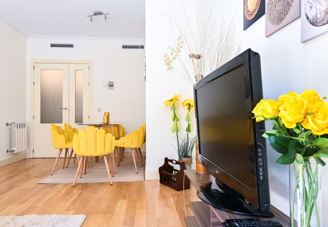 Apartment in Madrid - M (ERO140) Apartamento con Estilo y Comodidad Apartment in Madrid - M (ERO140) Apartamento con Estilo y Comodidad