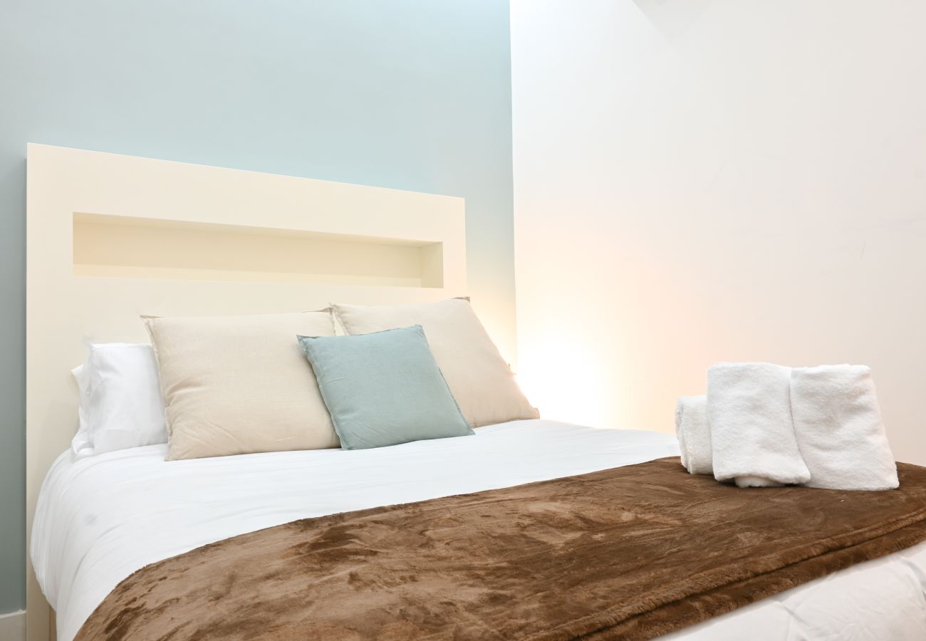 Studio in Madrid - M (ETD1) Céntrico y Luminoso Apartamento  en Madri